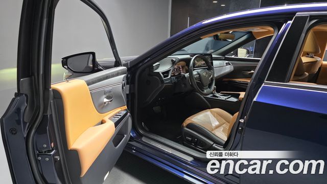 Lexus ES300h (VII) Luxury Plus 2023 — фото 10