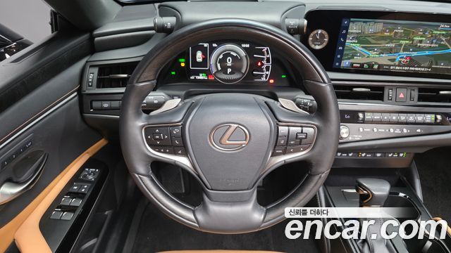 Lexus ES300h (VII) Luxury Plus 2023 — фото 18