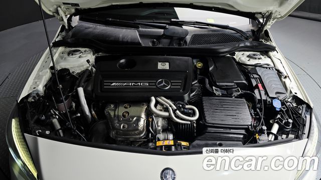 Mercedes-Benz A-Class (W176) A45 AMG 4MATIC 2017 — фото 6