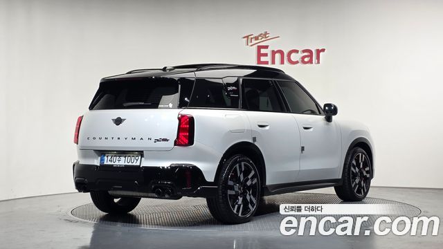 MINI Cooper S Countryman (III) ALL4 JCW 2025 — фото 2