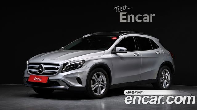 Mercedes-Benz GLA-Class (X156) GLA200 d 4MATIC