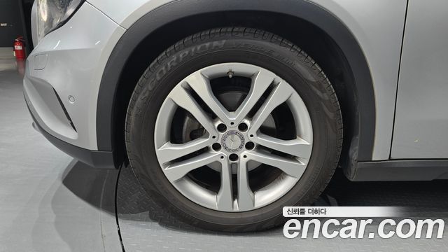 Mercedes-Benz GLA-Class (X156) GLA200 d 4MATIC 2016 — фото 5