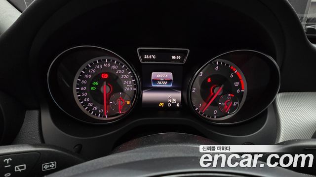 Mercedes-Benz GLA-Class (X156) GLA200 d 4MATIC 2016 — фото 8