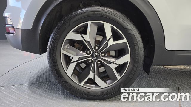 Kia Sportage The Bold Diesel 2.0 2WD Prestige 2019 — фото 5