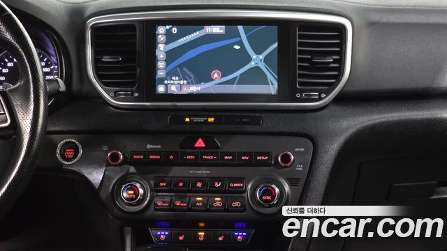 Kia Sportage The Bold Diesel 2.0 2WD Prestige 2019 — фото 14