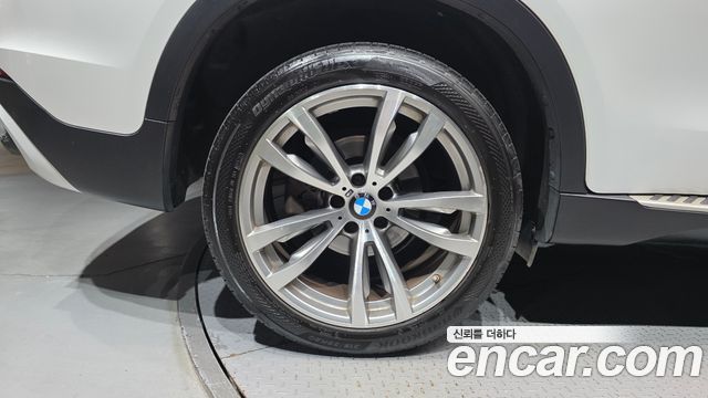 BMW X6 (F16) xDrive 30d 2017 — фото 5