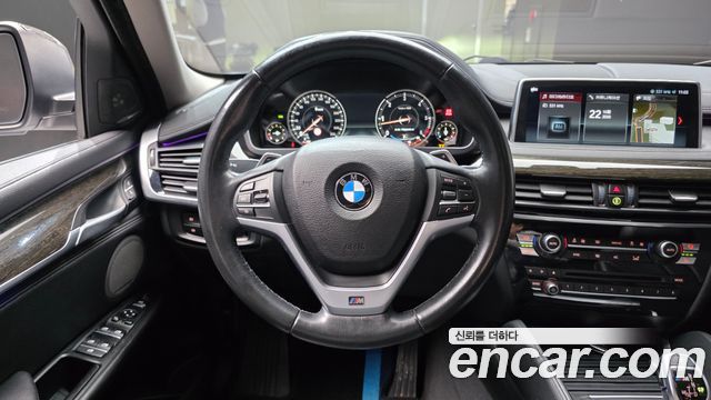 BMW X6 (F16) xDrive 30d 2017 — фото 13