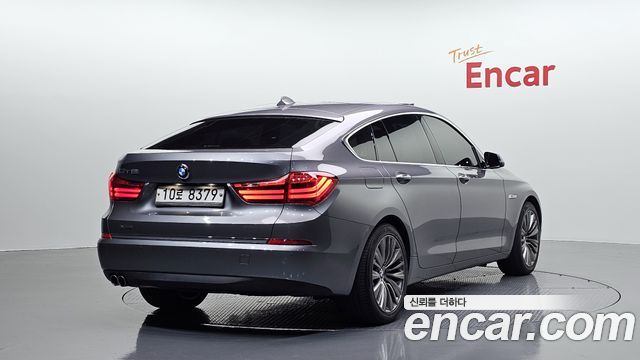 BMW 5 Series GT (F07) GT 30d xDrive 2017 — фото 2
