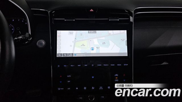 Hyundai Tucson (NX4) Gasoline 1.6 Turbo 2WD Premium 2022 — фото 13