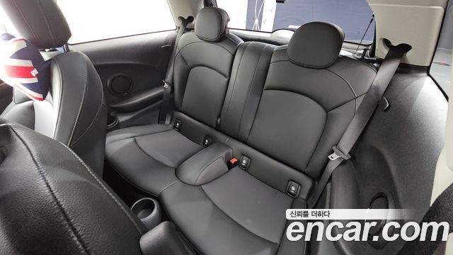 MINI Cooper HIGH Third Generation 2019 — фото 11