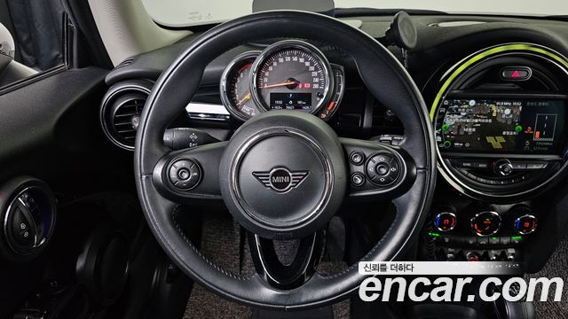 MINI Cooper HIGH Third Generation 2019 — фото 15