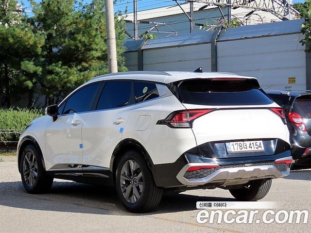 Kia Sportage (V) Diesel 2.0 2WD Nobleless 2022 — фото 3