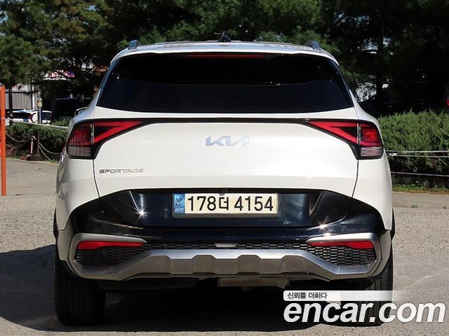 Kia Sportage (V) Diesel 2.0 2WD Nobleless 2022 — фото 4