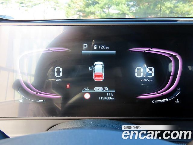 Kia Sportage (V) Diesel 2.0 2WD Nobleless 2022 — фото 9