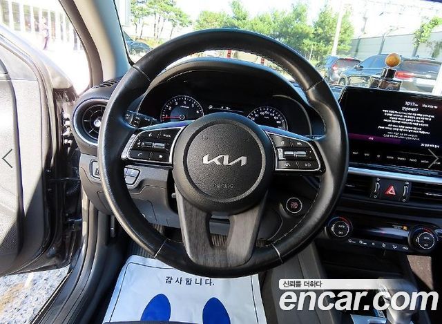 Kia K3 (II) 1.6 Prestige 2022 — фото 8