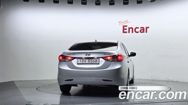 Hyundai Avante (MD) M16 GDI Luxury 2012 — фото 4