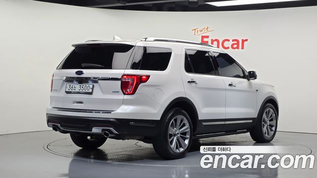 Ford Explorer 2.3 Limited 4WD 5th 2018 — фото 2