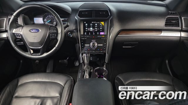Ford Explorer 2.3 Limited 4WD 5th 2018 — фото 7