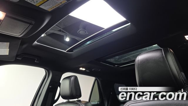 Ford Explorer 2.3 Limited 4WD 5th 2018 — фото 16