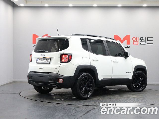 Jeep Renegade 1.3 Limited 2022 — фото 3