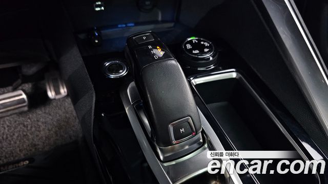 Peugeot 5008 (II) 1.6 BlueHDi GT Line 2018 — фото 9