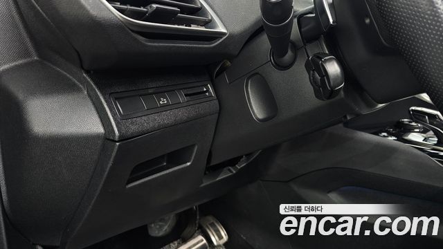 Peugeot 5008 (II) 1.6 BlueHDi GT Line 2018 — фото 27