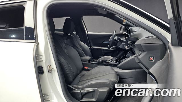 Peugeot 2008 (II) 1.5 BlueHDi GT 2021 — фото 12