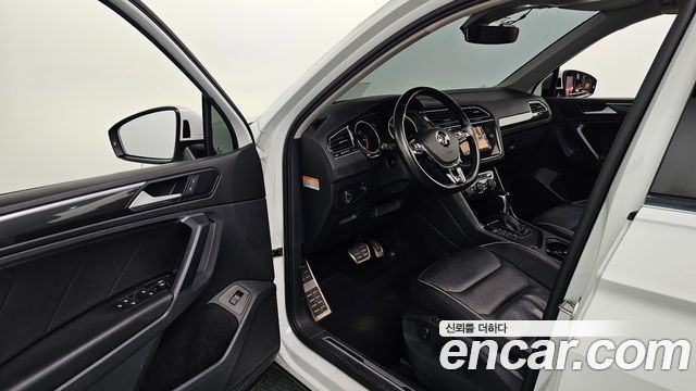 Volkswagen Tiguan (II) 2.0 TDI Prestige 2020 — фото 10