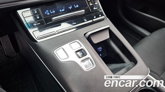 Hyundai Grandeur (IG) 3.3 Premium Choice 2021 — фото 30