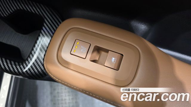 Hyundai Santa Fe (MX5) Gasoline 2.5T 2WD Prestige 2024 — фото 18