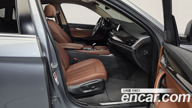 BMW X6 (F16) xDrive 30d 2016 — фото 11