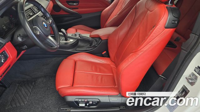 BMW 4 Series (F32) 420i M Sport Coupe 2019 — фото 17