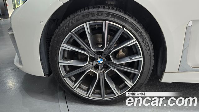 BMW 7 Series (G11) 730Ld xDrive M Sport 2020 — фото 5