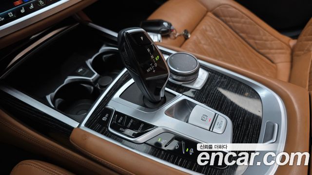BMW 7 Series (G11) 730Ld xDrive M Sport 2020 — фото 9