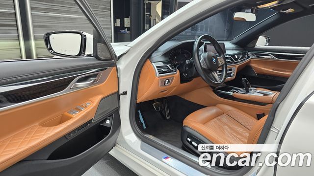 BMW 7 Series (G11) 730Ld xDrive M Sport 2020 — фото 10