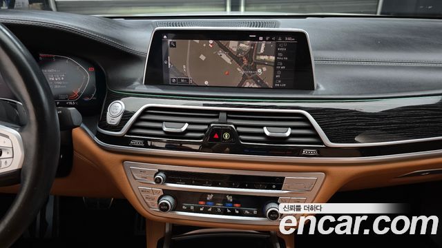 BMW 7 Series (G11) 730Ld xDrive M Sport 2020 — фото 18