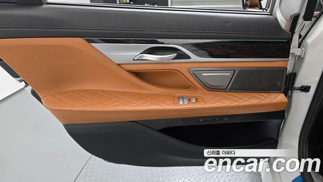 BMW 7 Series (G11) 730Ld xDrive M Sport 2020 — фото 24