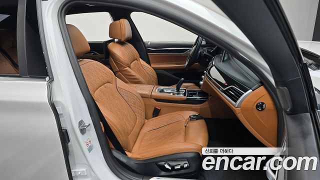 BMW 7 Series (G11) 730Ld xDrive M Sport 2020 — фото 25