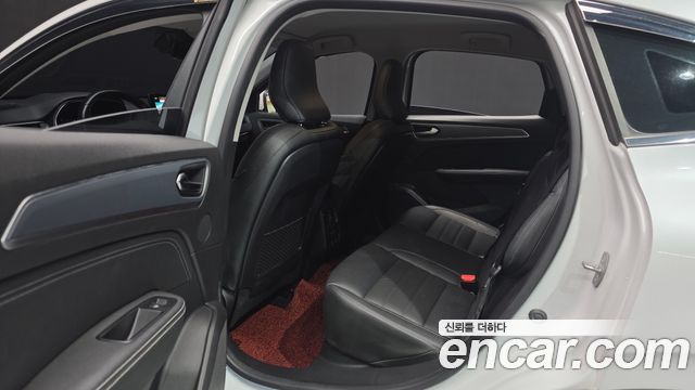 Renault Korea XM3 1.3 TCe RE Signature 2020 — фото 16