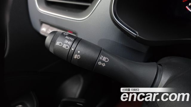 Renault Korea XM3 1.3 TCe RE Signature 2020 — фото 32
