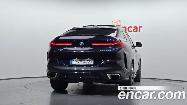 BMW X6 (G06) xDrive40i M Sport 2024 — фото 4