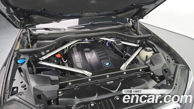 BMW X6 (G06) xDrive40i M Sport 2024 — фото 6