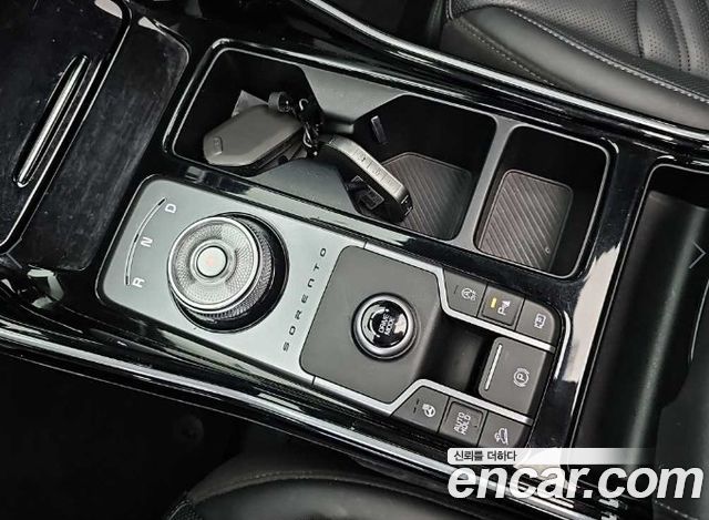 Kia Sorento (IV) Gasoline 2.5T 2WD Signature 2024 — фото 8