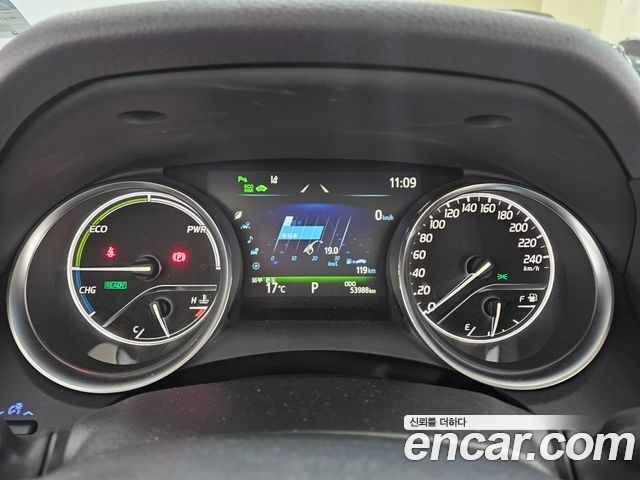 Toyota Camry (XV70) 2.5 XLE Hybrid 2021 — фото 8