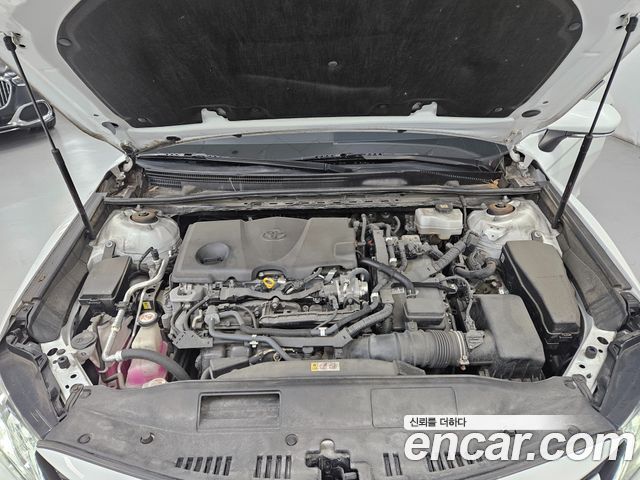 Toyota Camry (XV70) 2.5 XLE Hybrid 2021 — фото 10