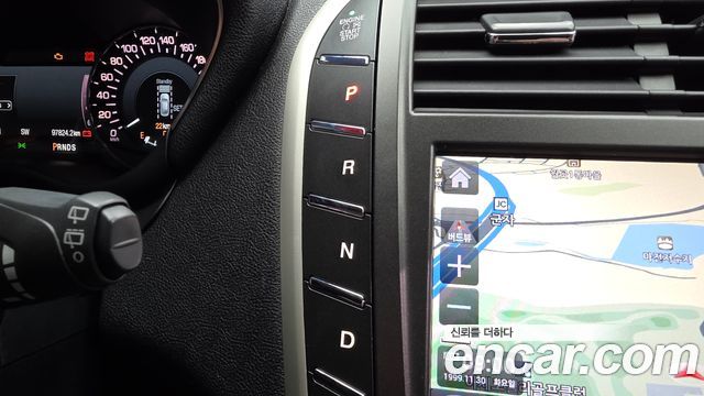 Lincoln MKC 2.0 AWD 2017 — фото 9