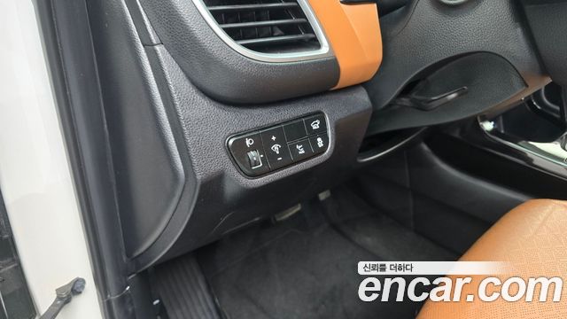 Kia Seltos Gasoline 1.6 Turbo 2WD Gravity 2025 — фото 19