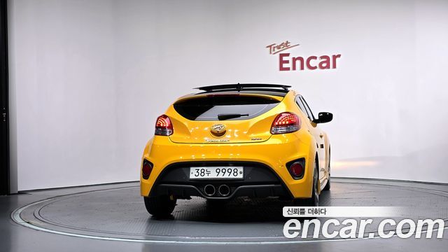 Hyundai Veloster Turbo D Spec 2014 — фото 4