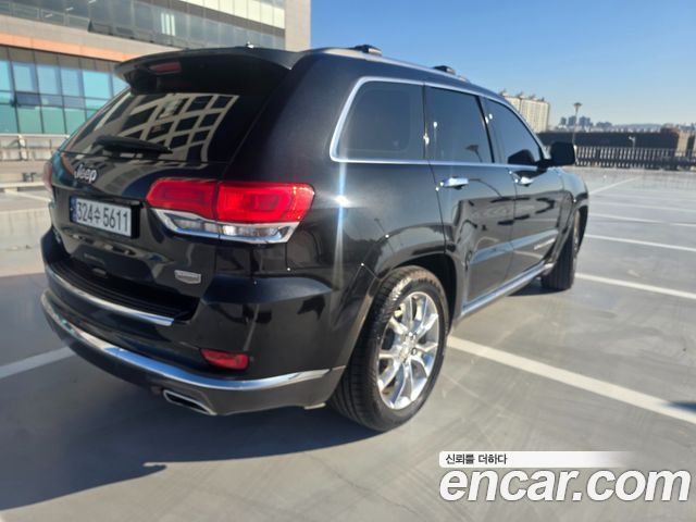 Jeep Grand Cherokee 3.0 Diesel Overland Summit WK2 2016 — фото 3