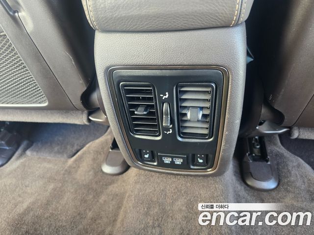 Jeep Grand Cherokee 3.0 Diesel Overland Summit WK2 2016 — фото 10
